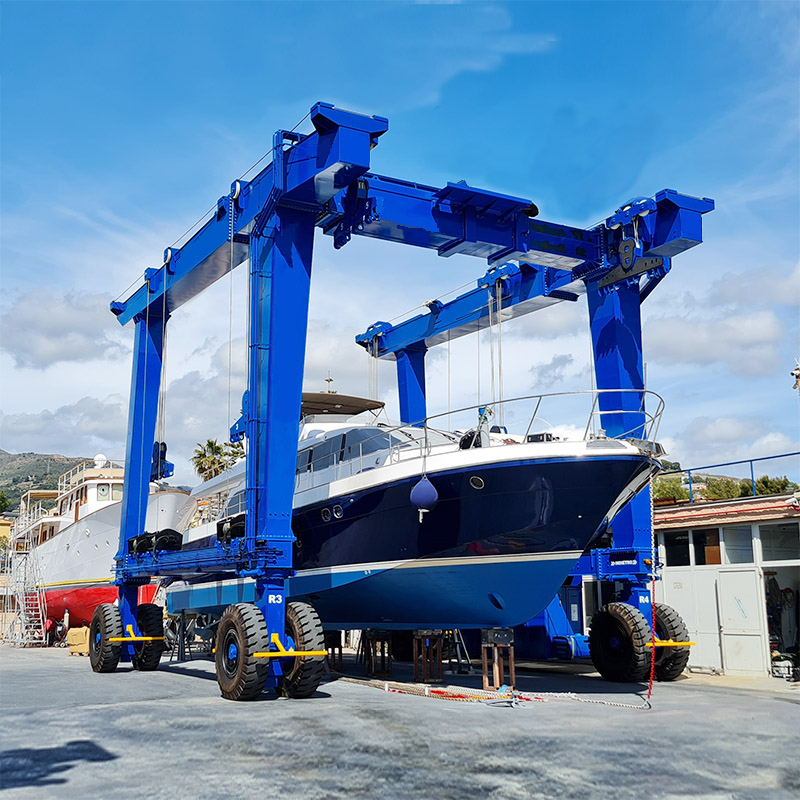 Engine Hoist Crane - رافعة قوارب ويخوت بمحرك ديزل 100T
