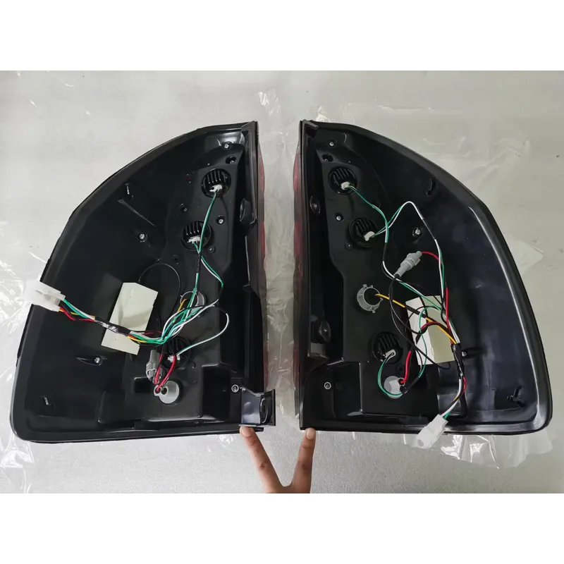 مصباح خلفي معدل من المصنع مباش - مراجعة Auto Repair Shops وسعره
