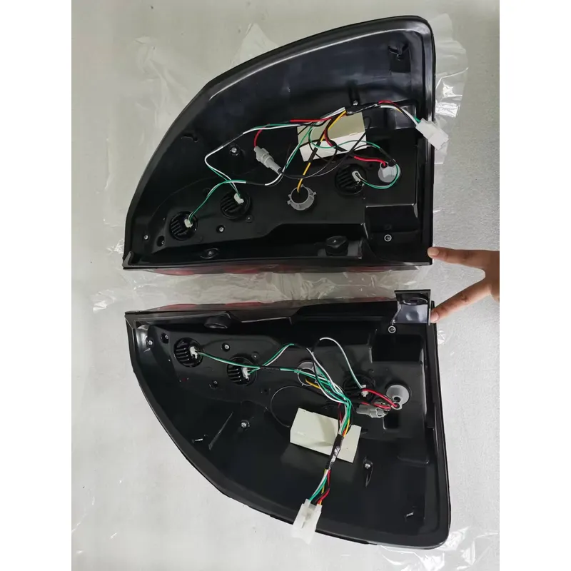 مصباح خلفي معدل من المصنع مباش - مراجعة Auto Repair Shops وسعره